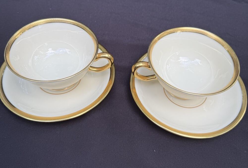 Lenox Windsor Cups & Saucers M-161 Ivory Gold Encrusted Trim Set Of 2 EUC